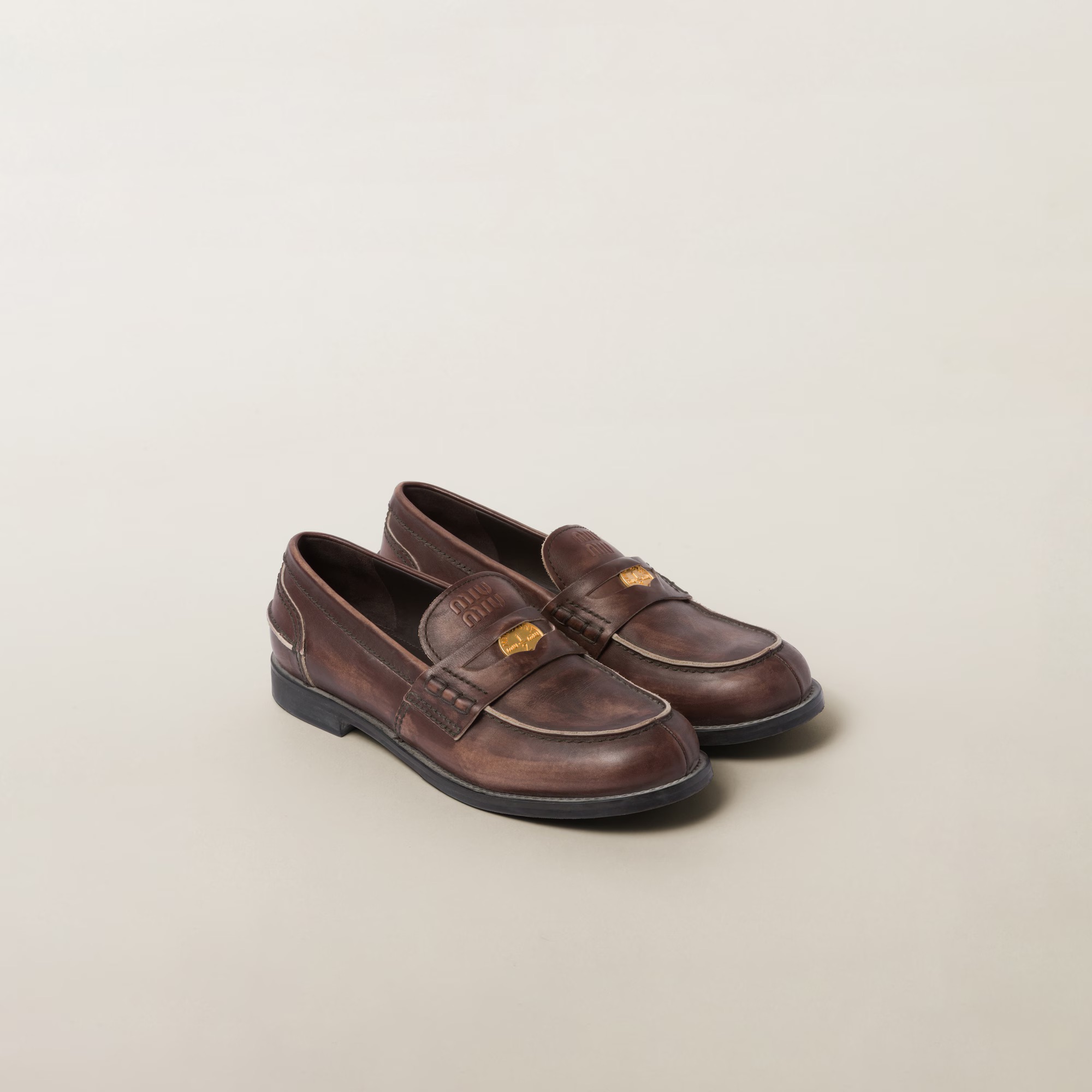 Brushed leather loafer